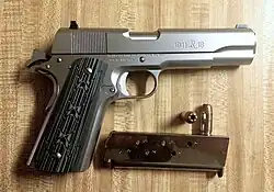 Remington 1911 R1.