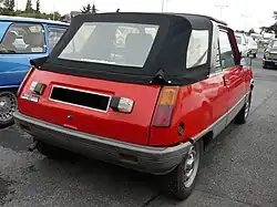 Vue arrière d'une Renault 5 LM Sovra