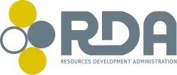 Les lettres RDA avec écrit en dessous Resources Development Administration.