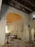Nef, vue dans le chœur.