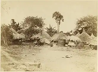 Village Acholi, 1877-1880.