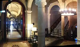 L'un des couloirs du Conservatorium Hotel (2015).