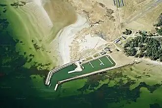 Port de Ruhnu.