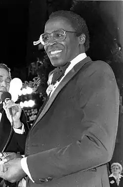 Robert Guillaume, Primetime Emmy Award du meilleur acteur dans une série télévisée comique en 1985 pour son rôle dans Benson&nbsp;(en).
