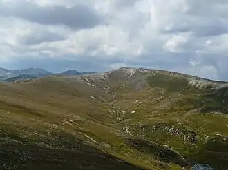 Vue du roc Colom et de la source du Tech, depuis le pic de Costabonne.