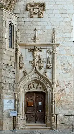 Le portail de style gothique flamboyant