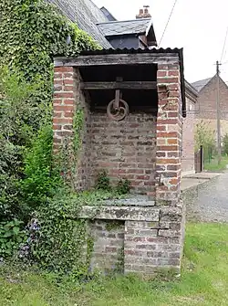 Ancien puits public.