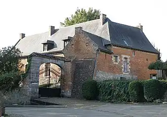 Hôtel de l'Ancienne Cure, ancienne ferme du XVIIIe&nbsp;siècle, initialement presbytère.