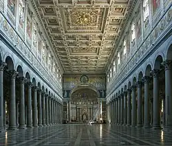 Intérieur de la basilique.