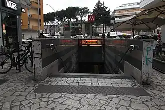 Une bouche d'accès.