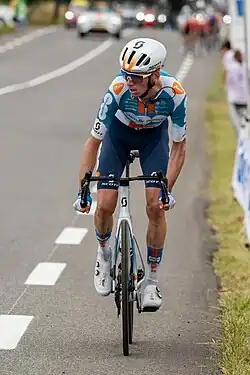 Description de l'image Romain Bardet during Simacourbe climb of Tour de France 2024 stage 13.jpg.