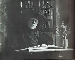  Rosemonde Gérard vers 1900