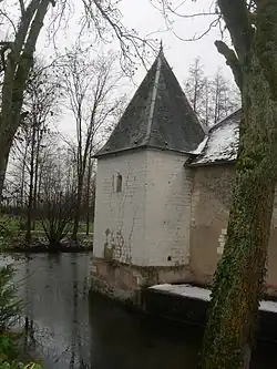 Tour du château.