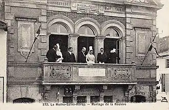 Mariage d'une rosière à La Mothe-Saint-Héray vers 1910.