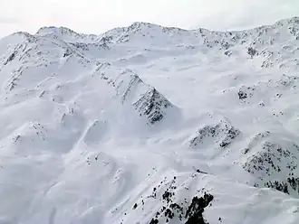 Vue depuis le nord-est.