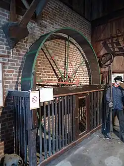 La « roue à beurre », encore appelée dans la région « roue à chien ».