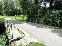 Pont sur le Durteint, localité Rouilly.