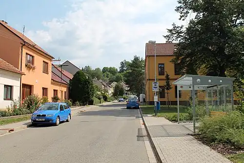 Rue de Rousínov.