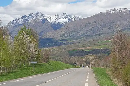 route nationale 95 vers Laye dans le Champsaur.