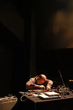 Description de cette image, également commentée ci-après