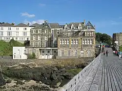 Le Royal Pier Hotel.