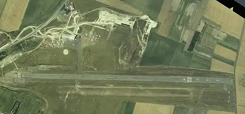 Aérodrome de Royan le 01 août 1979 (station service route de royan construite)