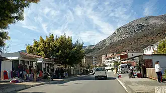 Une rue commerçante