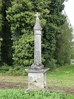 La croix de Ladosse.