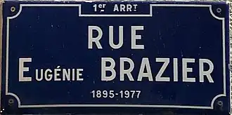 Voir la plaque.