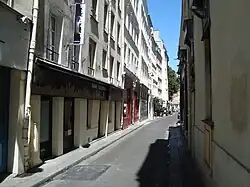 Vue de la partie sud de la rue depuis la rue des Quatre-Vents.