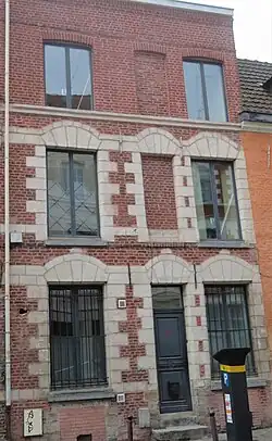 N° 11  maison de « second rang »