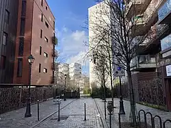 Vue du passage Stinville depuis la rue Montgallet.
