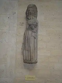 Statue de saint Jacques en pèlerin (XIVe&nbsp;siècle).