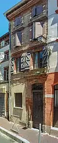 no&nbsp;40 : maison de l'avocat Dominique Baurens.