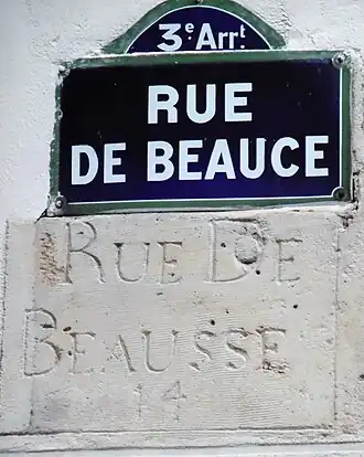 Voir la plaque.