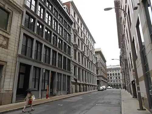 Description de l'image Rue des Recollets - Montreal 01.JPG.