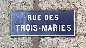 Voir la plaque.