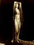 Ruth St. Denis photographiée par Orval Hixon (1918)