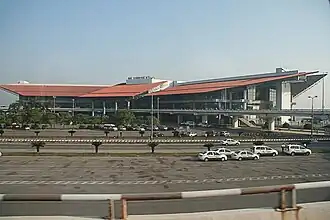 Aéroport de Nội Bài.