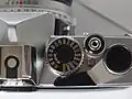 Côté droit du dessus d'un Olympus OM-1