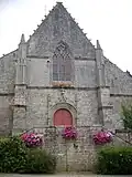 Église Saint-Pierre : façade.