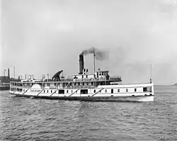 S.S. Trois-Rivières, St. Lawrence River, Qc, 1910.