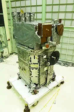 SDO en cours d'assemblage.