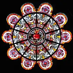 Vitrail avec le Sacré-Cœur de Jésus.