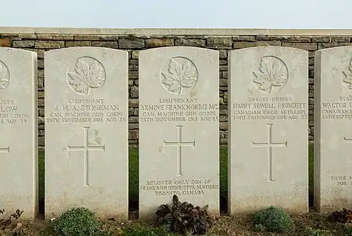 Les tombes de soldats canadiens tombés les 28, 29 et 30 septembre 1918.