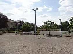 Boulodrome et parking