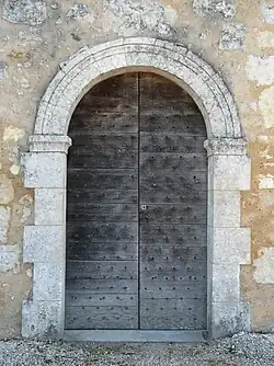 Le portail de l'église.