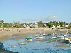 … et la plage du Béchet.