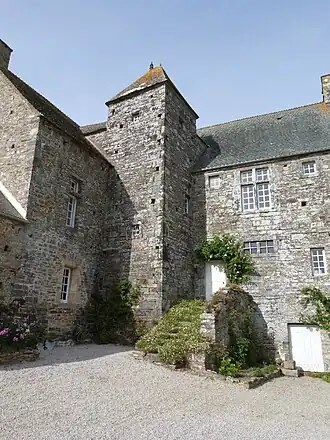 La tour du manoir de Bunehout.