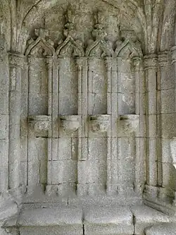 Intérieur du porche sud.